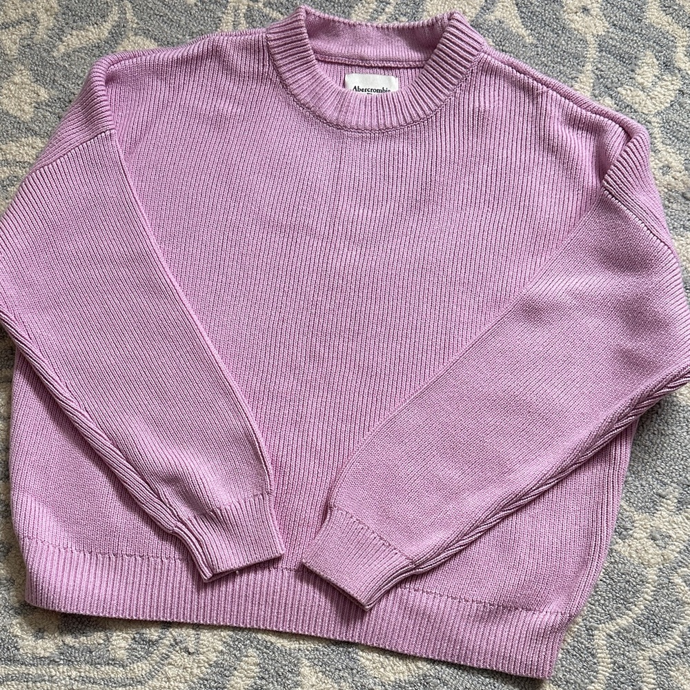Abercrombie & Fitch Sweater!